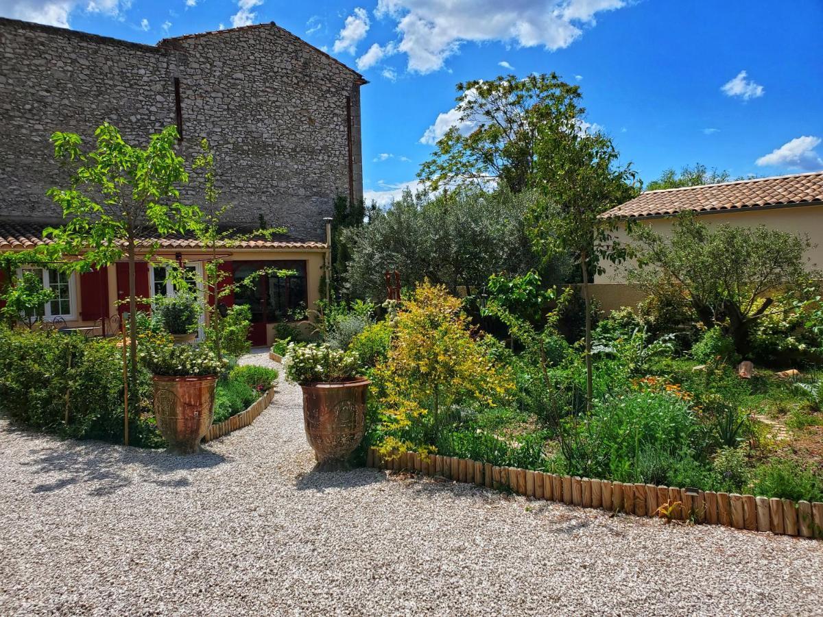 La Dolce Vita - Studio dans propriété avec piscine Montpeyroux  Exterior foto